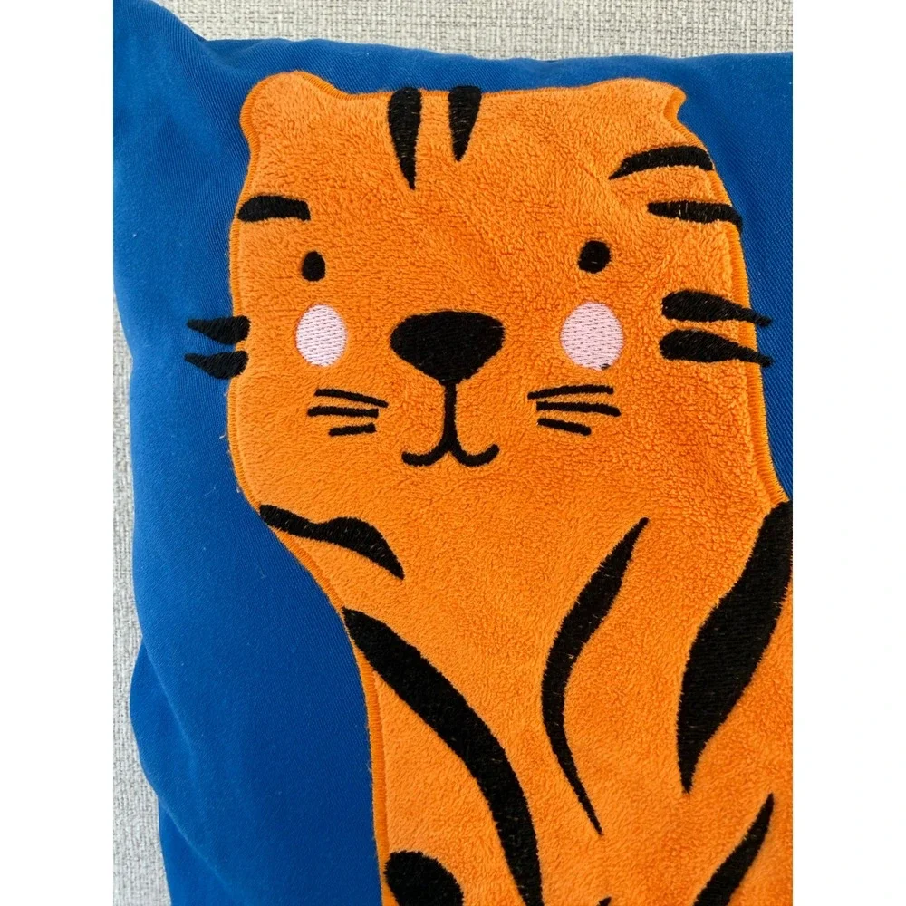 New IKEA NATTHAGER Accent Pillow Blue Orange Tiger 50x50 cm, 19